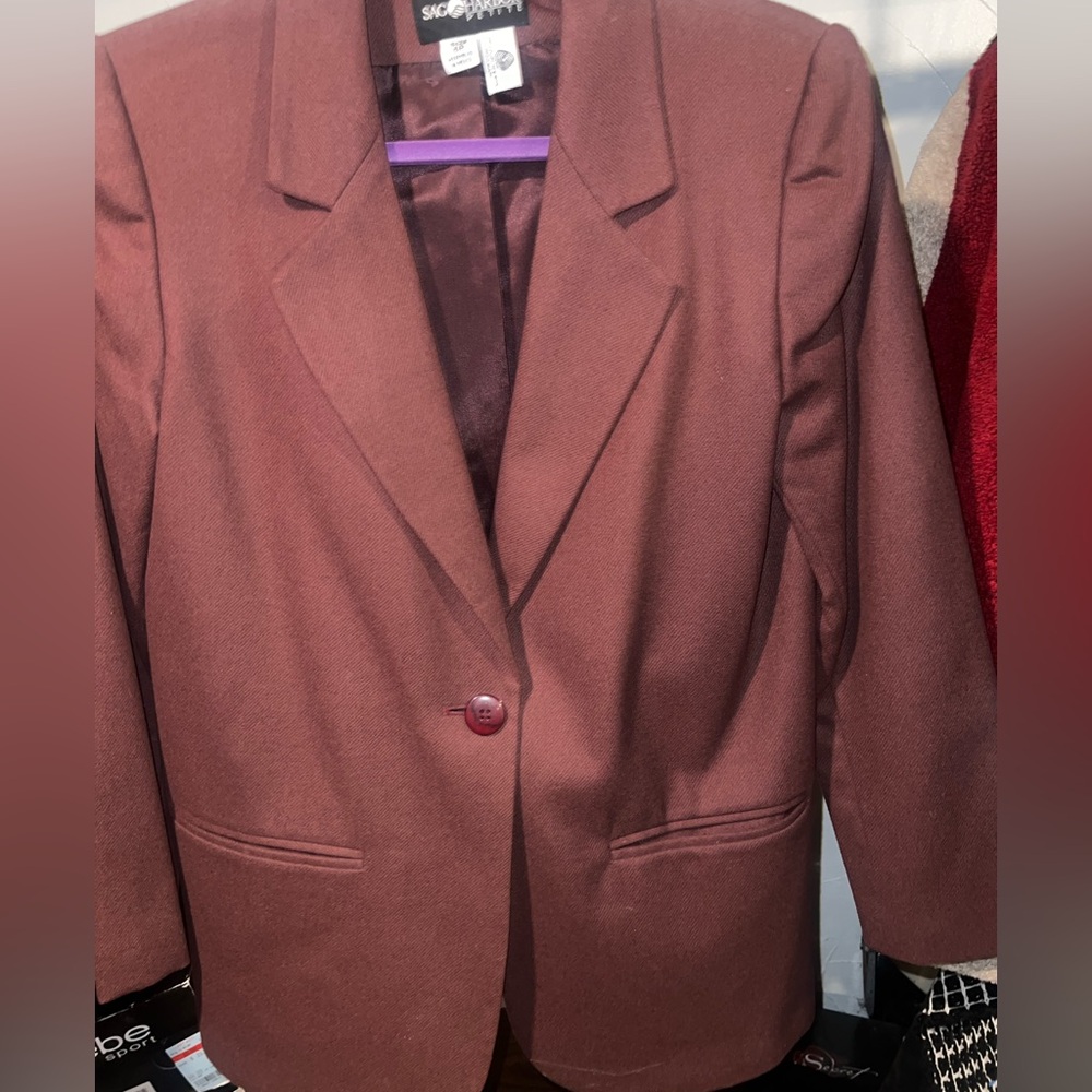 Sag Harbor Women's Burgundy Blazer- petite 6